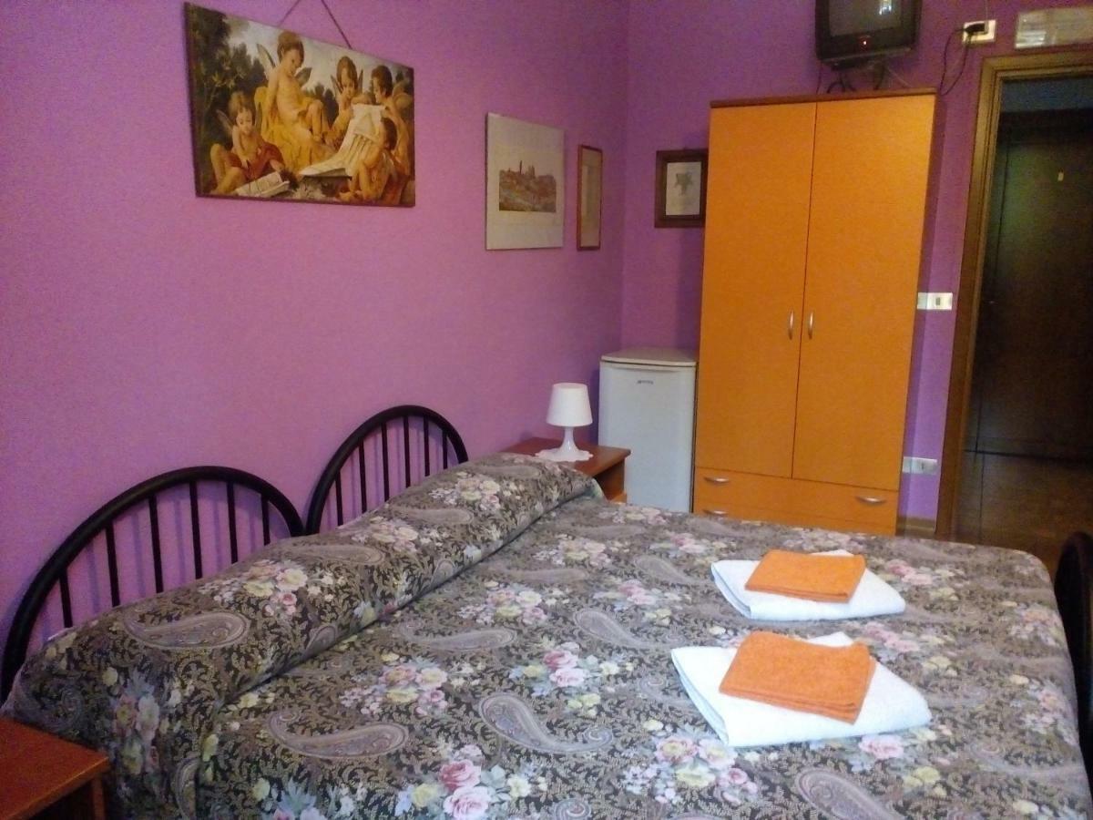 Soggiorno Petrarca Florens Exteriör bild